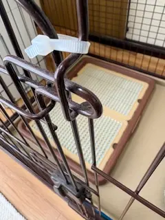 結束バンドとトイレシートガード